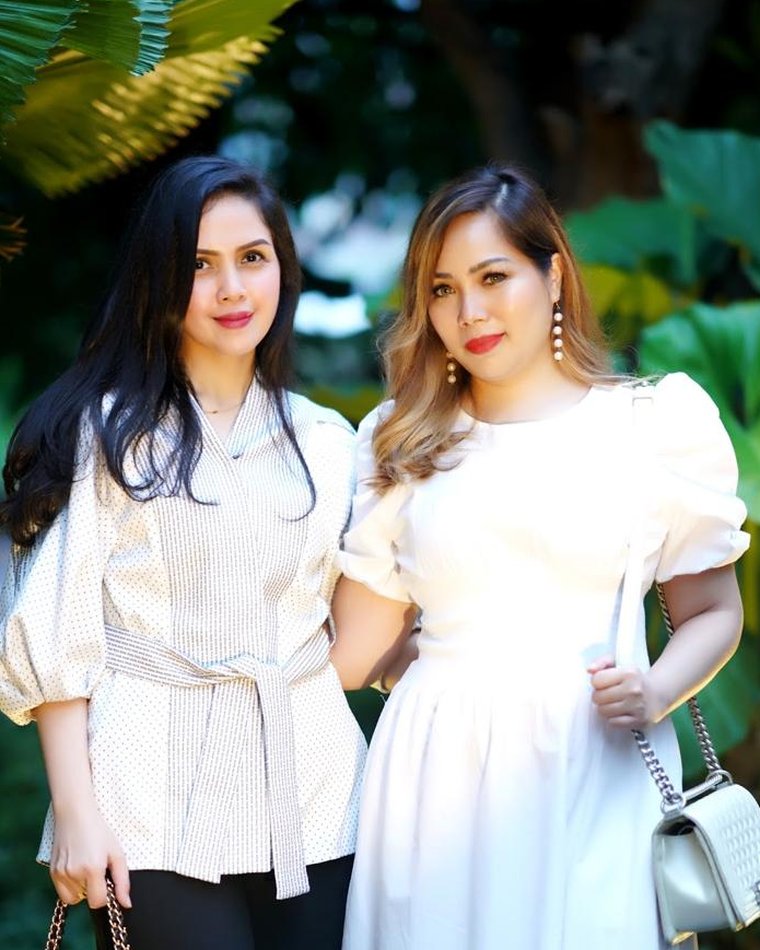 Citra Puspita & Dewi Herlina — Founders of The Tale of Her